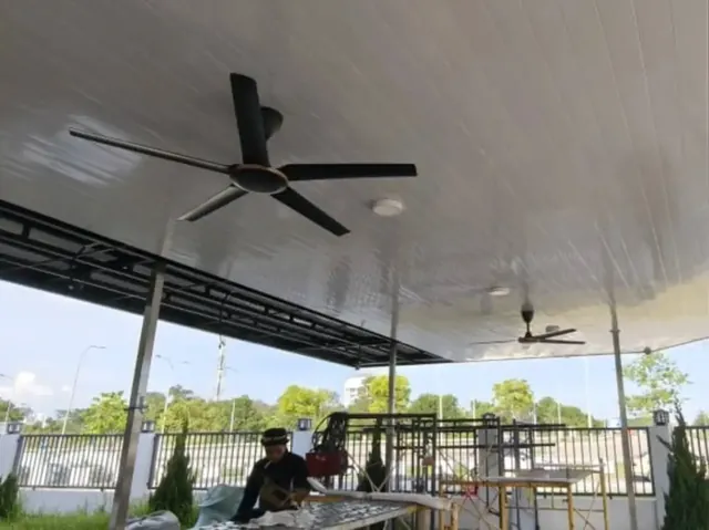 Awning Bumbung Kalis Air